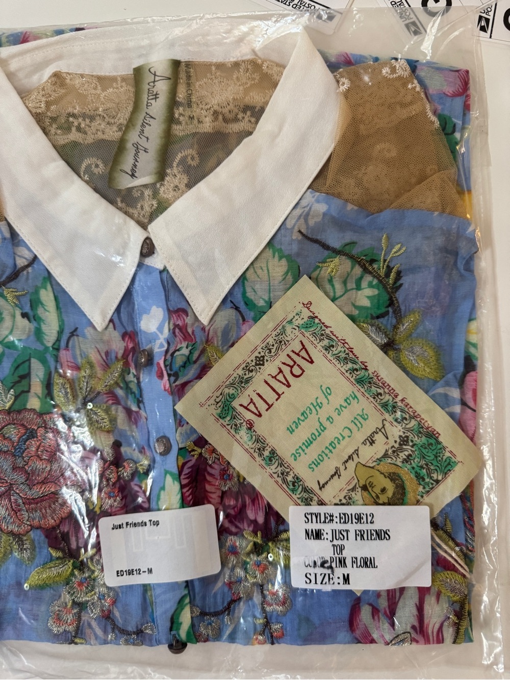 AR3 • "Just Friends" Floral Top by the contemporary clothing line Aratta NWT - Picture 5 of 9